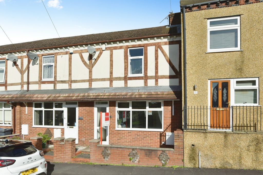 Property photo 1 of 17 Pbox-Img.Jpg