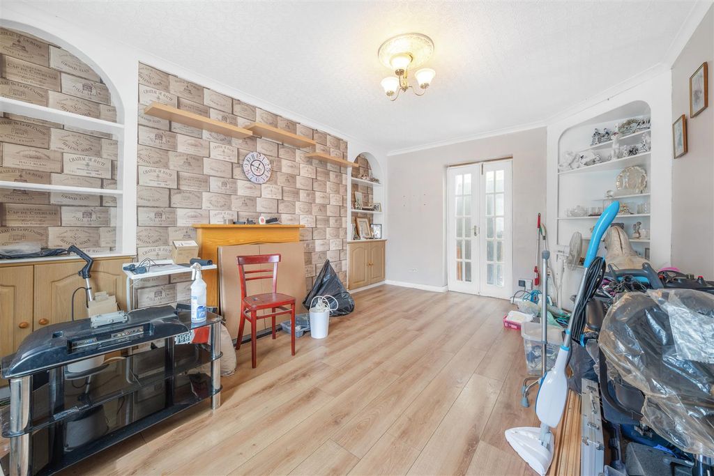 Property photo 3 of 9 Oak Grove Road-6.Jpg