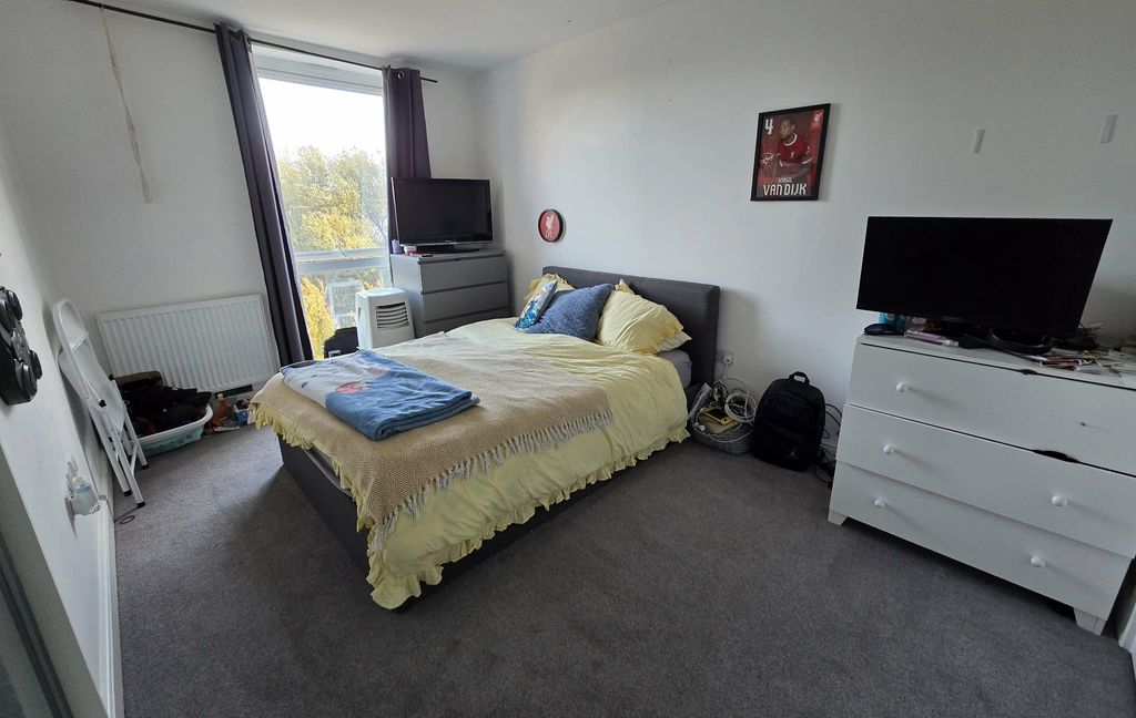 Property photo 3 of 11 1000032883.Jpg