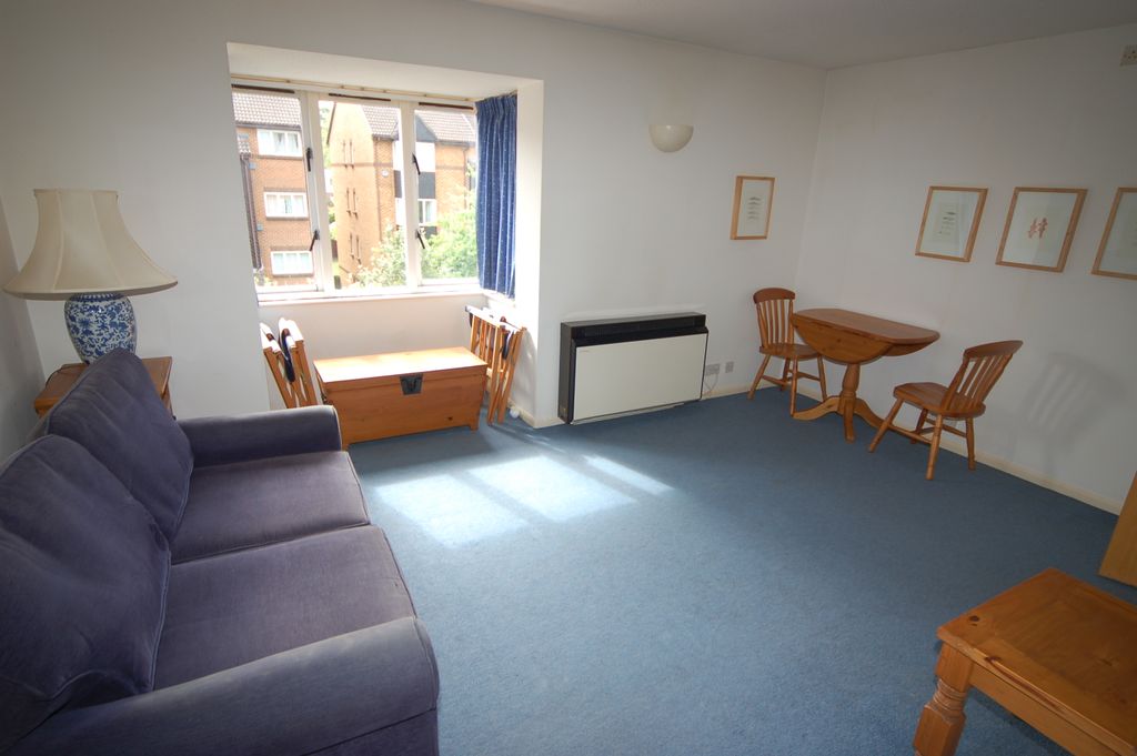 Property photo 2 of 6