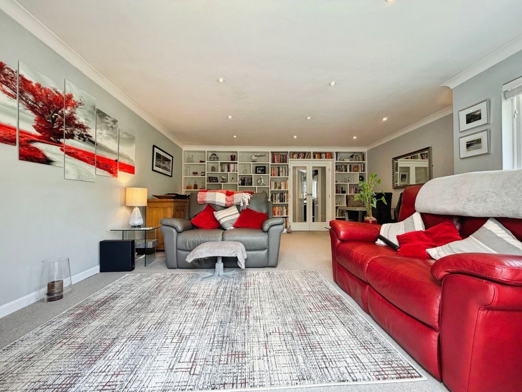 Property photo 2 of 20 5361534