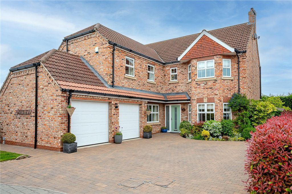 Property photo 1 of 29 Picture No. 17