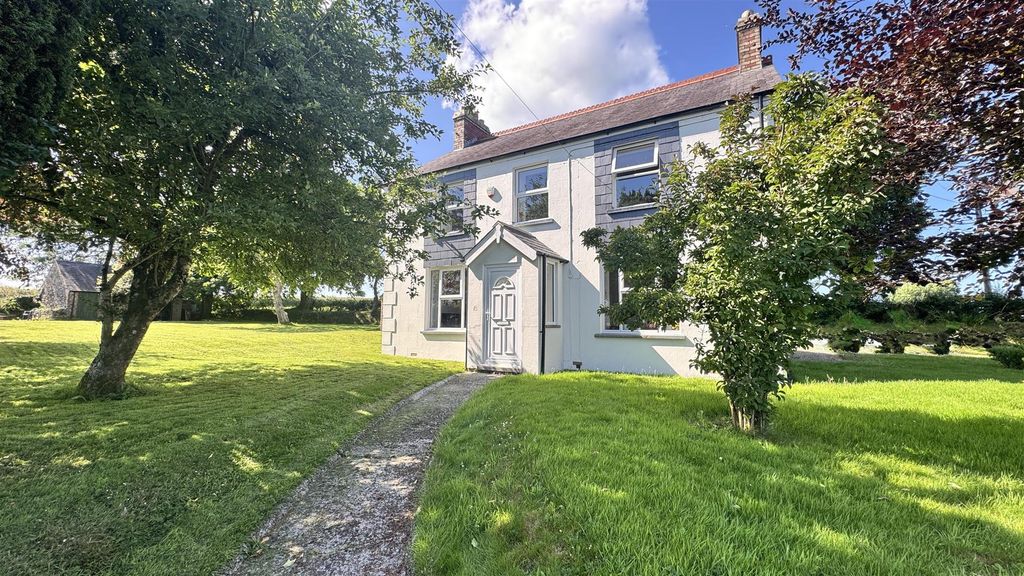 Property photo 1 of 34 Goleufryn1.Jpg