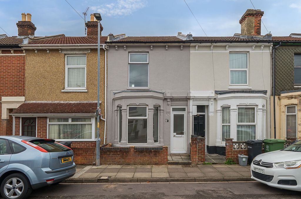 Property photo 1 of 13 1306677-5-6841886...