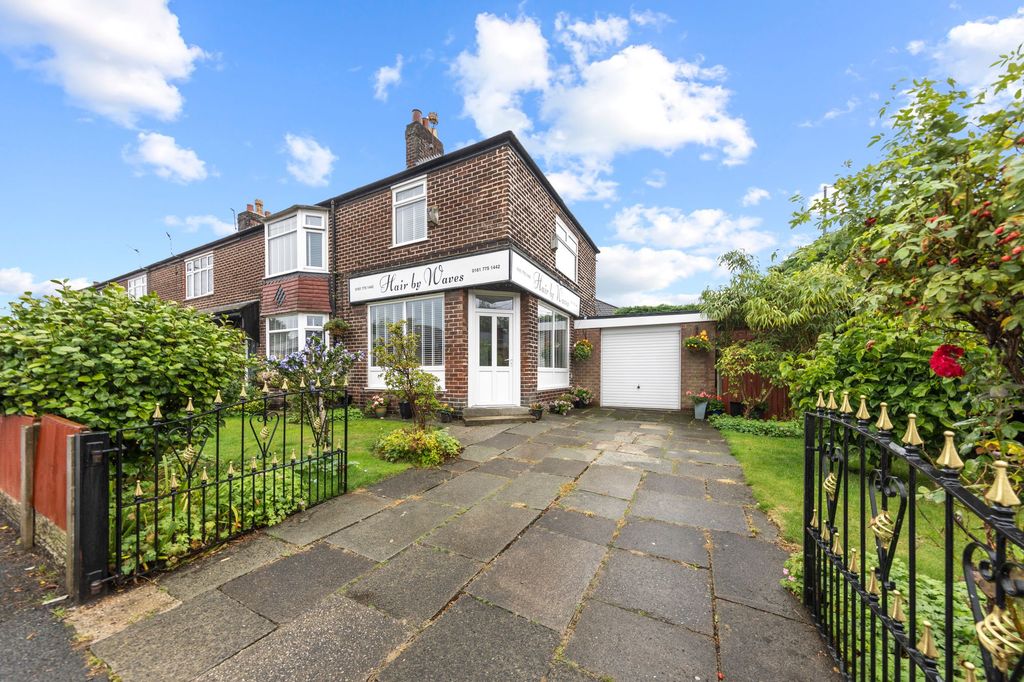 Property photo 2 of 37