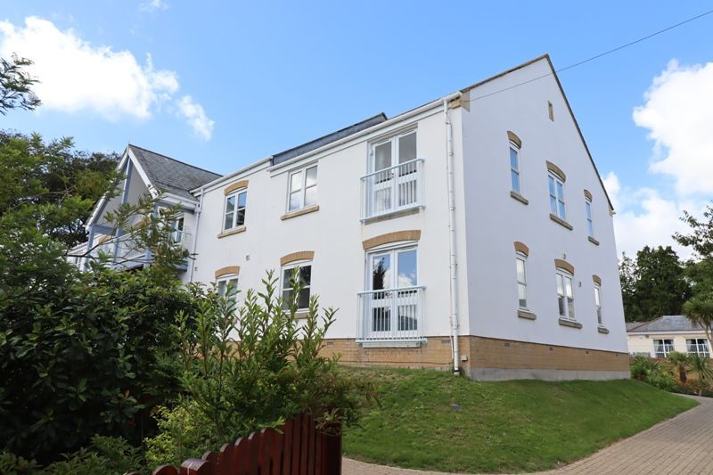 2 bed flat for sale Tregony