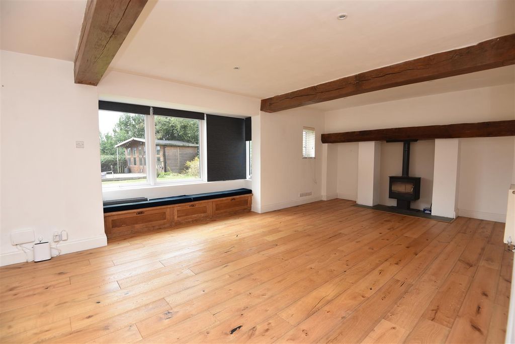 Property photo 2 of 15 Sitting Room