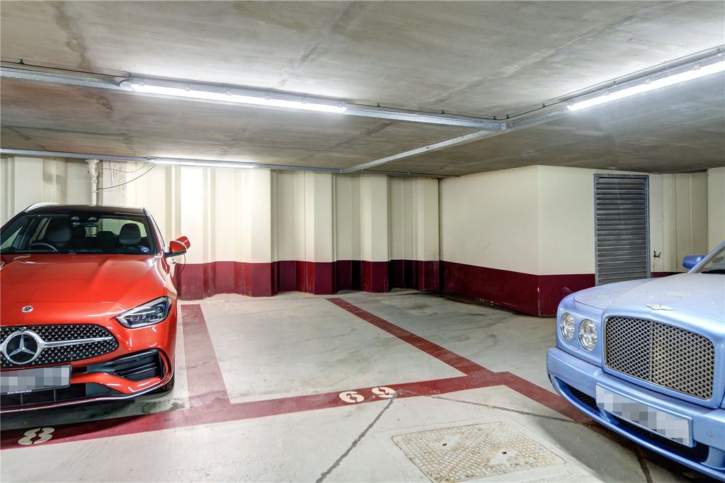 Property photo 1 of 2 Parking Space