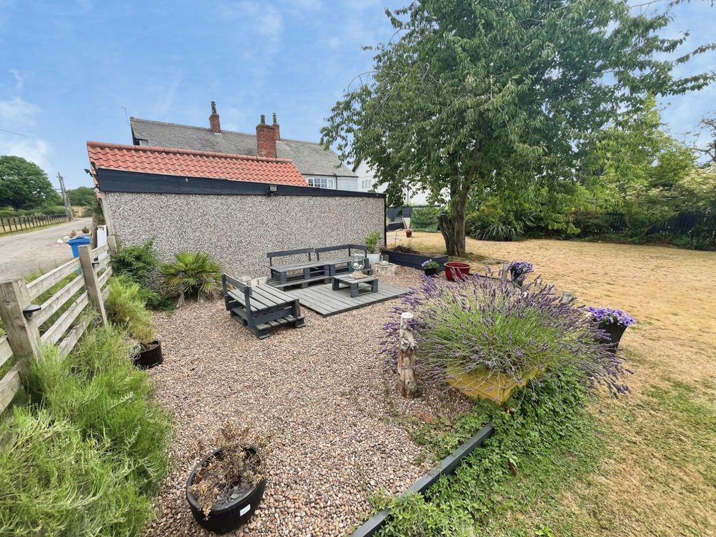 Property photo 2 of 8 Pbox-Img.Jpg