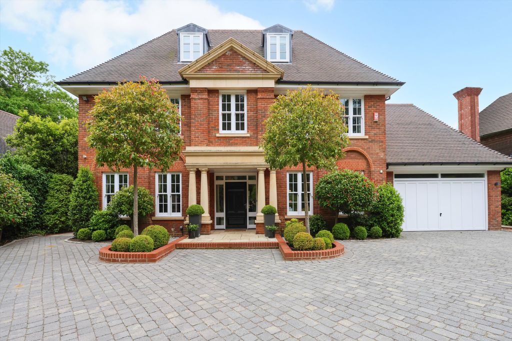 Property photo 1 of 18 Image