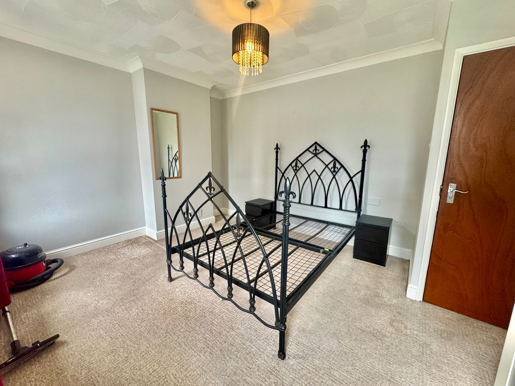Property photo 1 of 7 Image