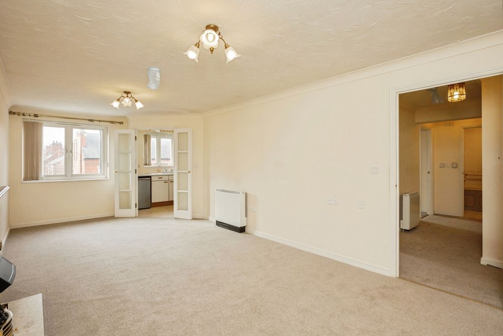 Property photo 2 of 18 Pbox-Img.Jpg