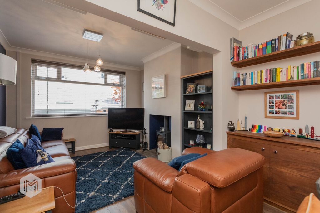 Property photo 2 of 32 Picture No. 19