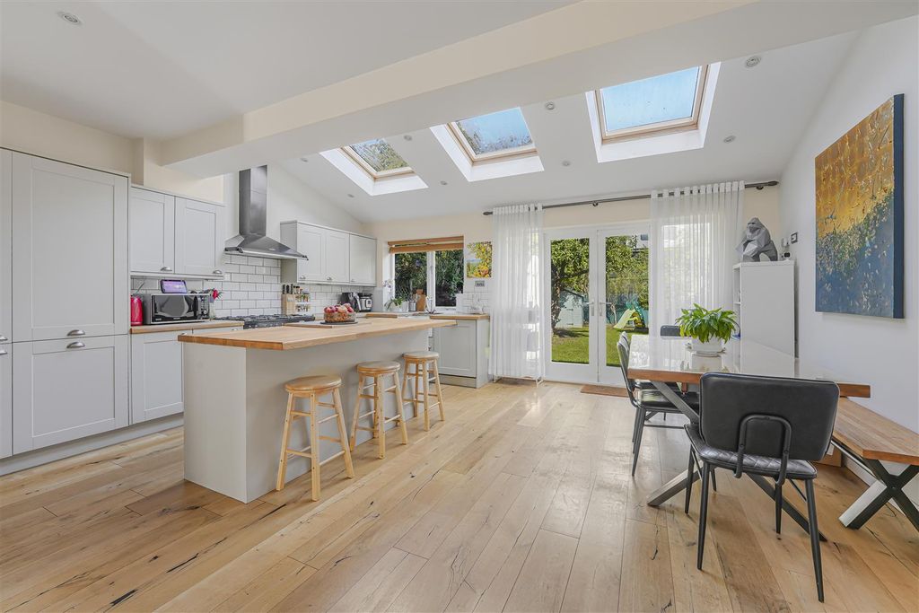 Property photo 1 of 14 Kitchen