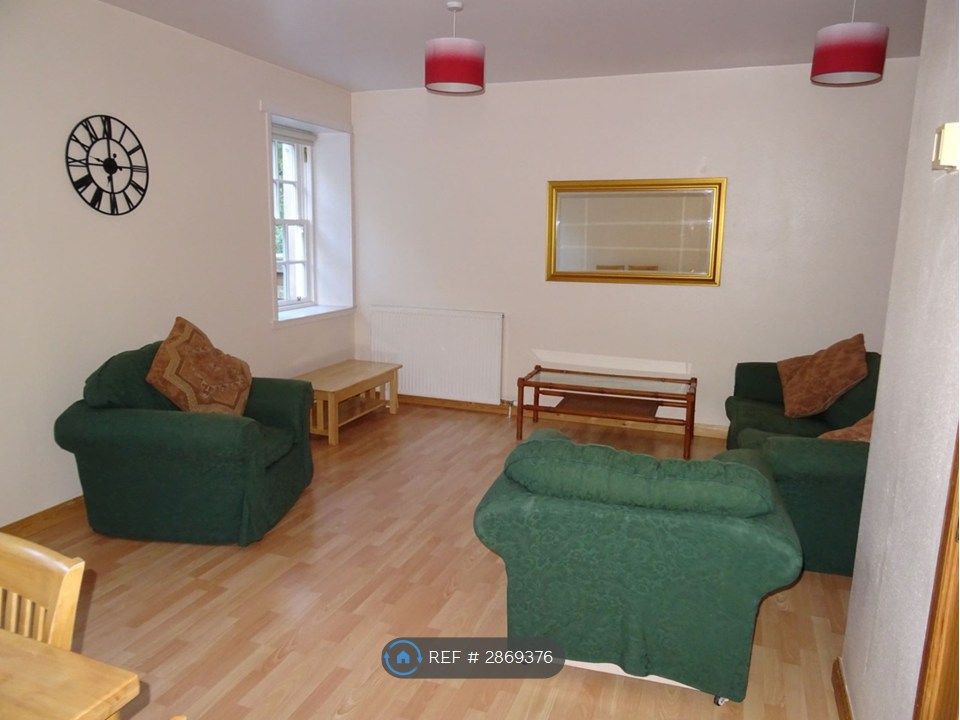 Property photo 2 of 4