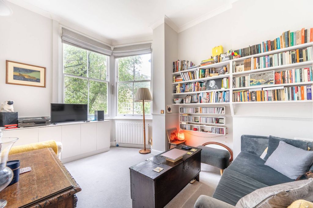 Property photo 2 of 6