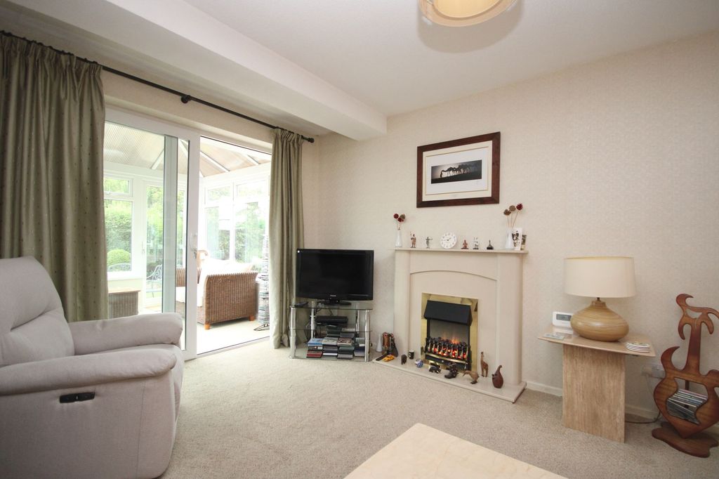 Property photo 3 of 12 Living Room