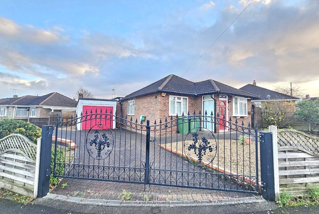 Property photo 1 of 14 Front