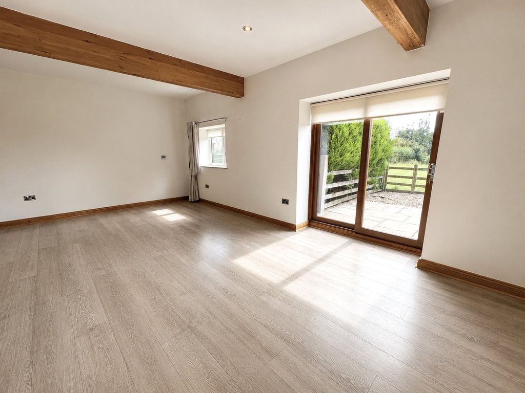 Property photo 3 of 18 Picture No. 17
