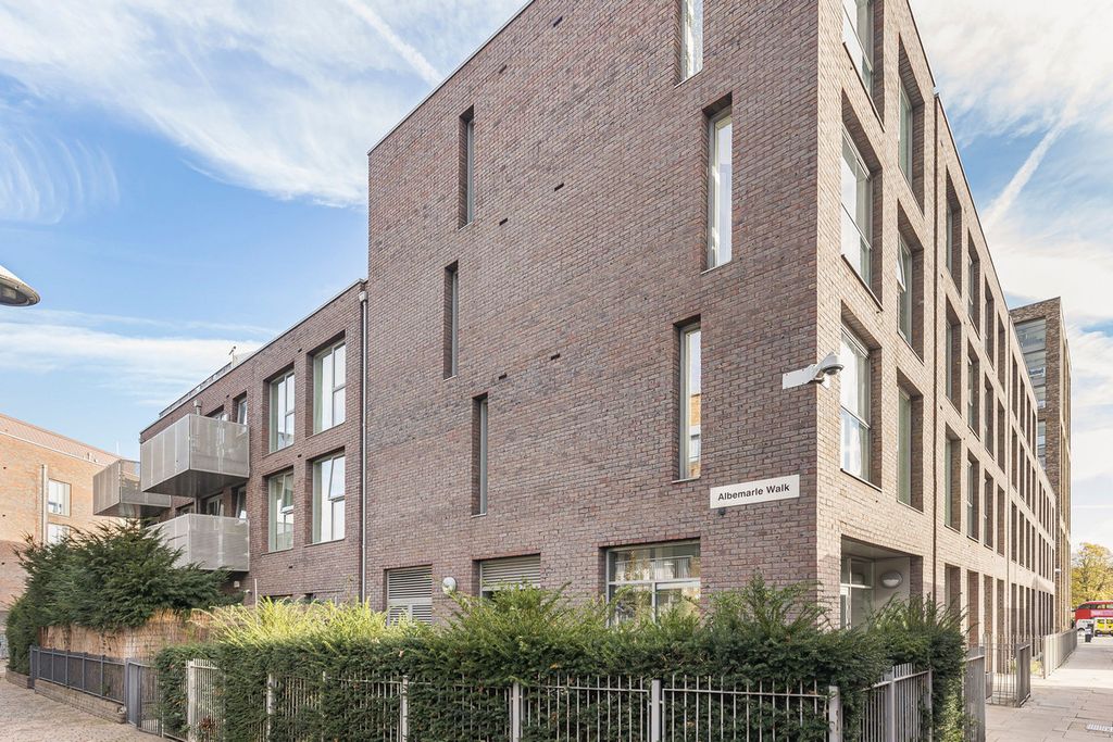 Property photo 3 of 20