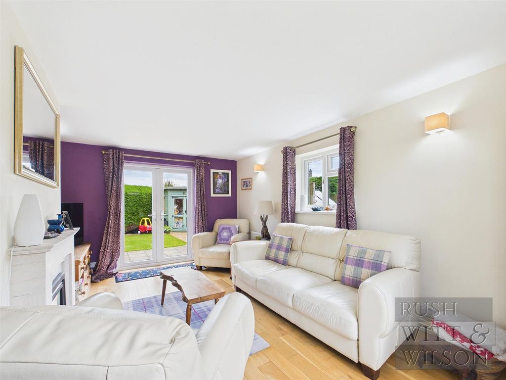 Property photo 3 of 42