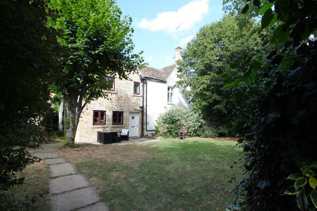 Property photo 1 of 23