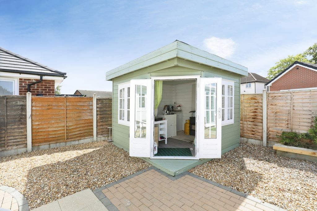 Property photo 3 of 20 Pbox-Img.Jpg