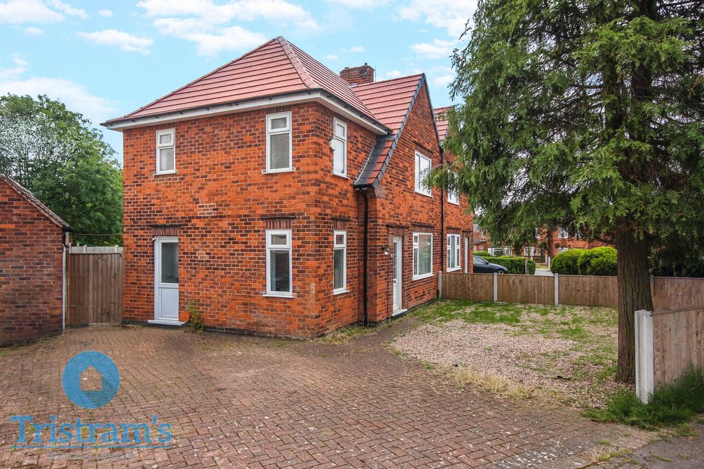 Property photo 1 of 20