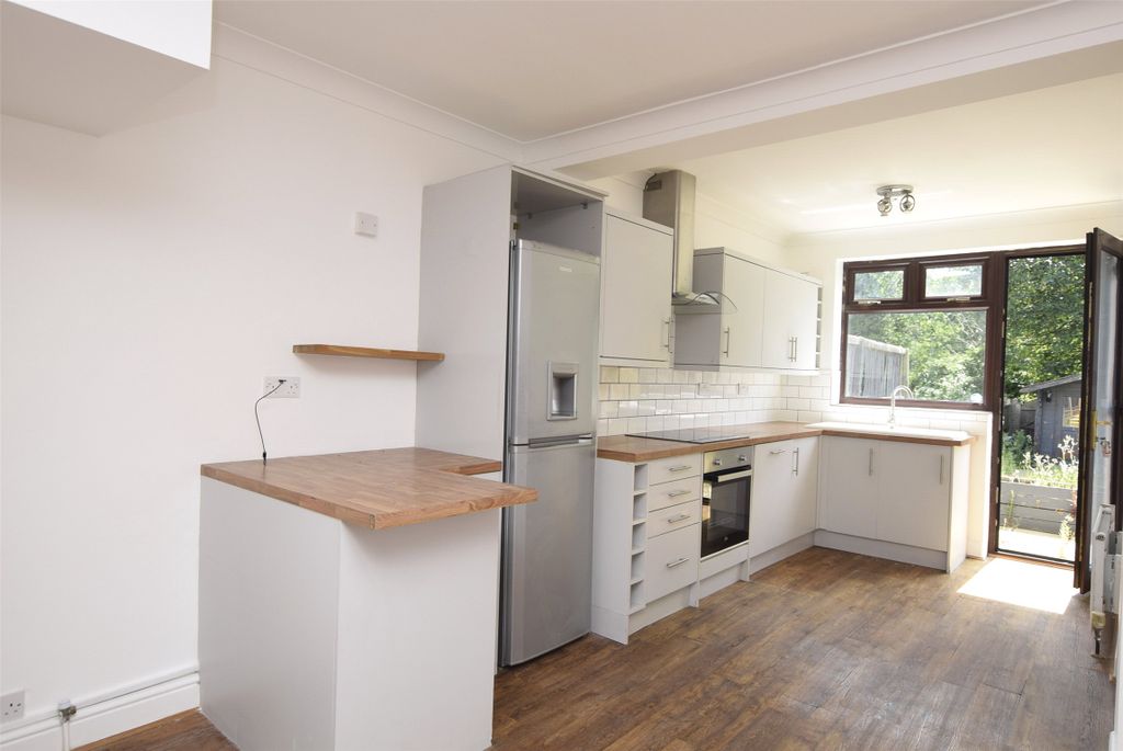 Property photo 1 of 9 Picture No. 04