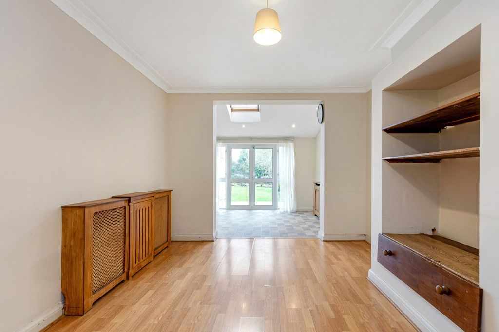 Property photo 1 of 22