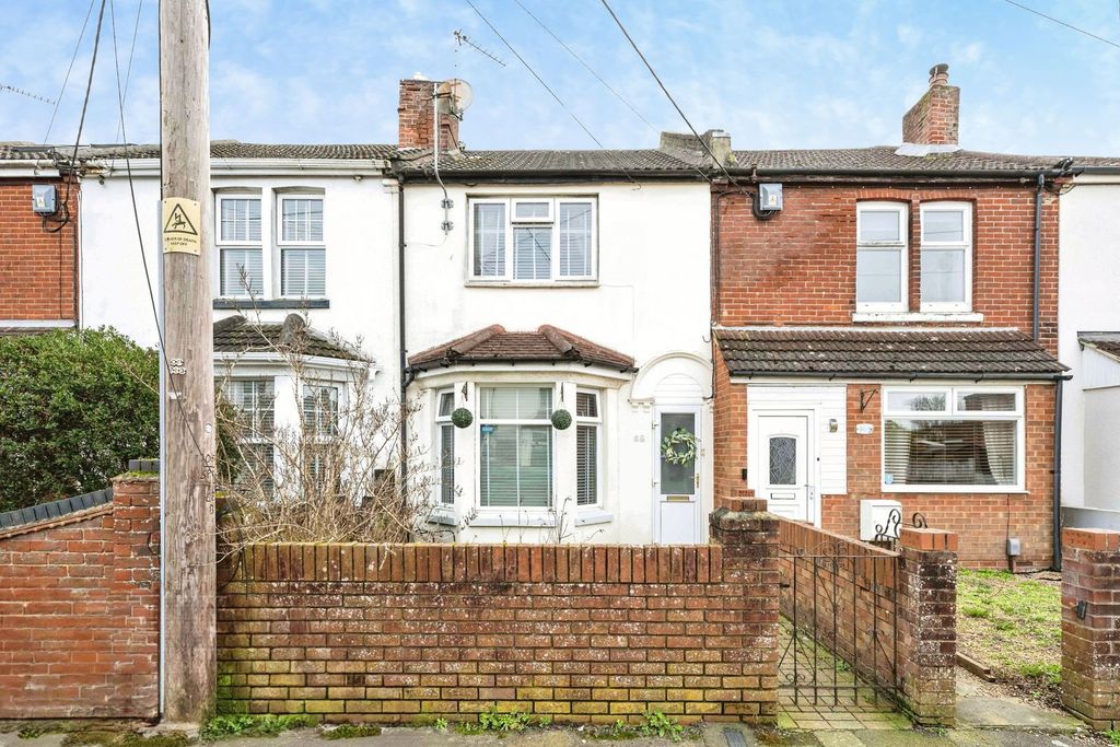 Property photo 2 of 37