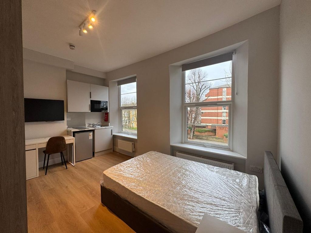 Property photo 2 of 4