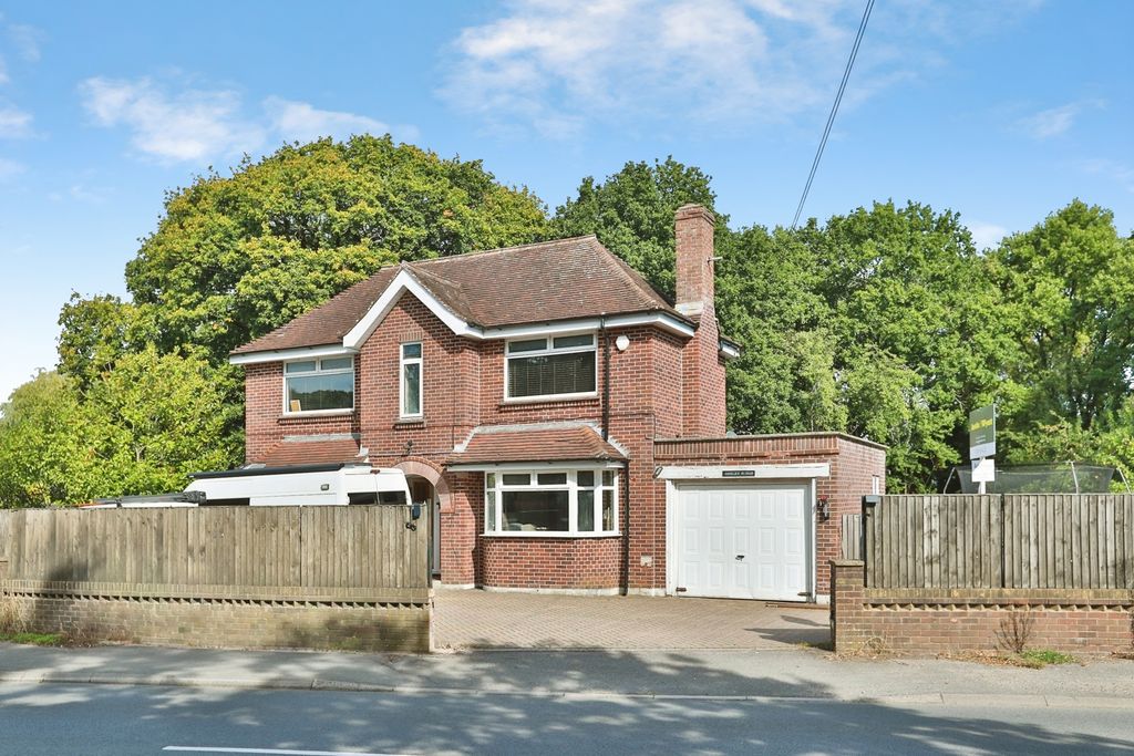 Property photo 1 of 19 Pbox-Img.Jpg