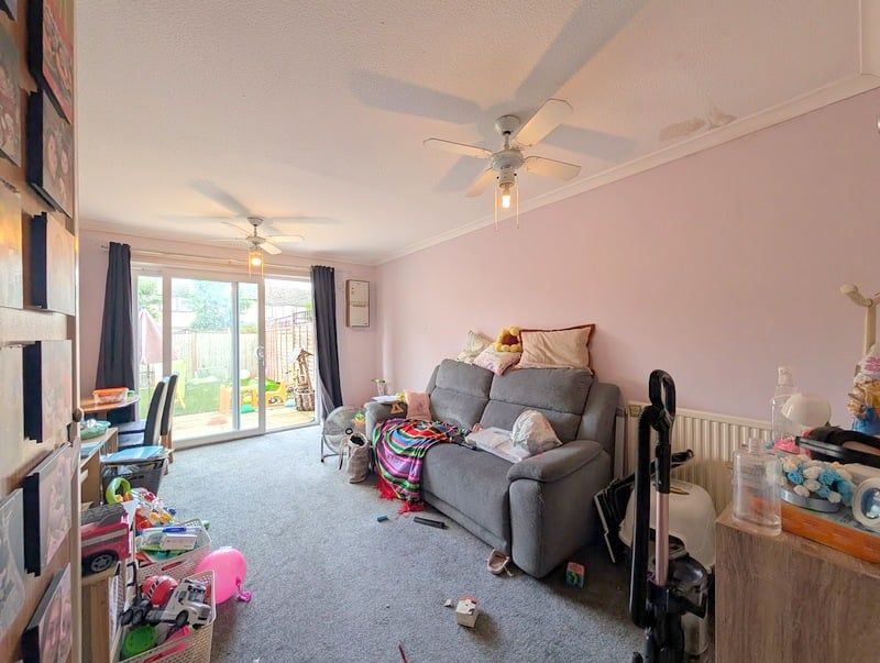 Property photo 2 of 7
