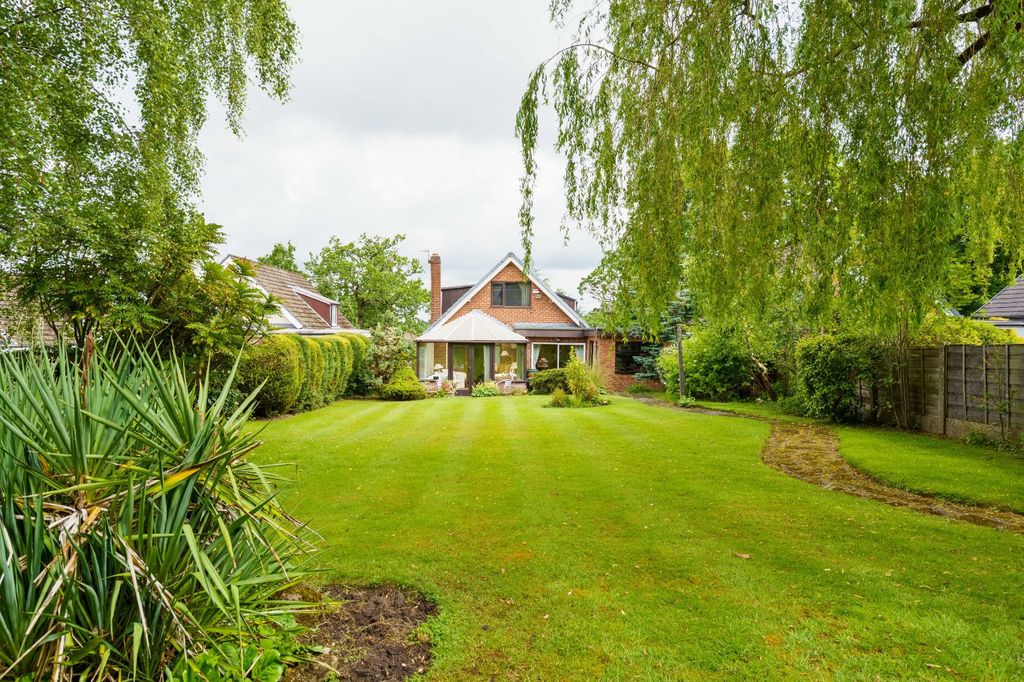 Property photo 3 of 18 Picture No. 12