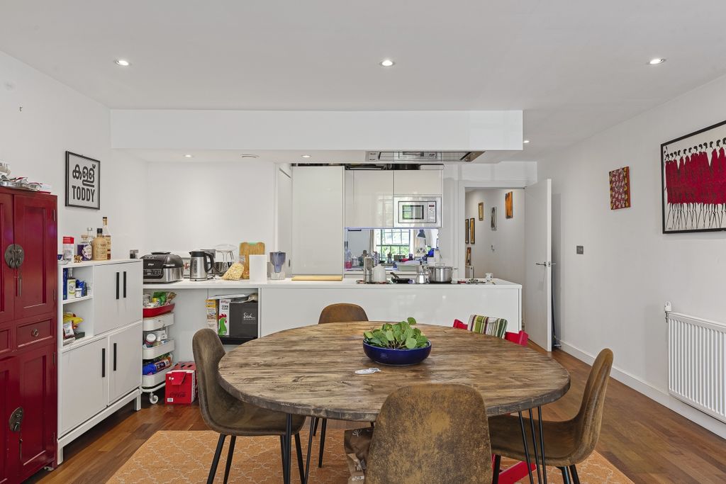 Property photo 3 of 15 094A8333
