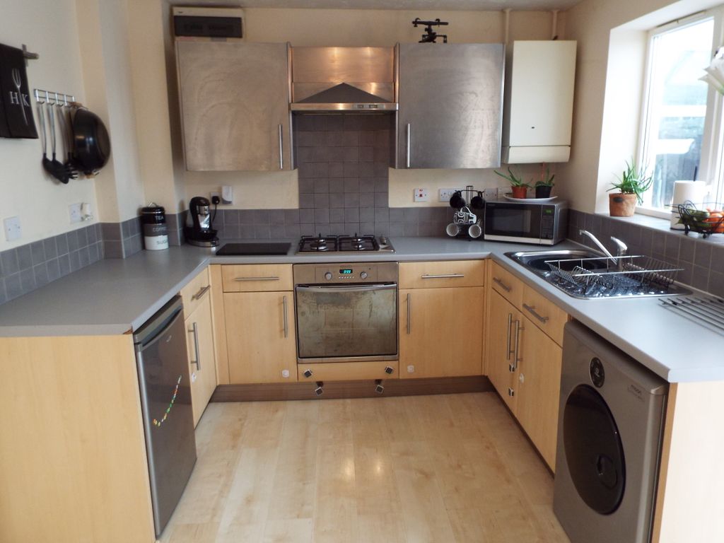 Property photo 3 of 11