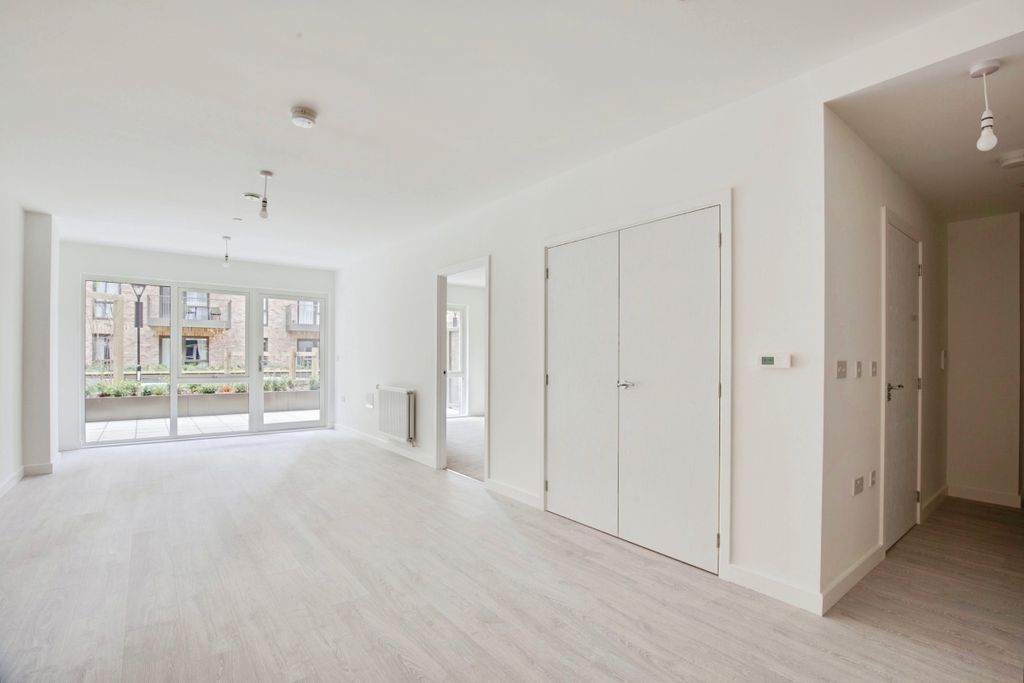 Property photo 2 of 16 842A4857Hdr