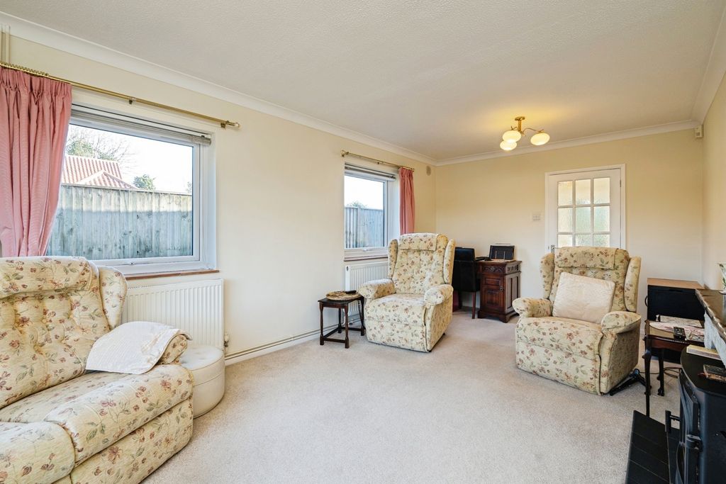 Property photo 3 of 24 Photo