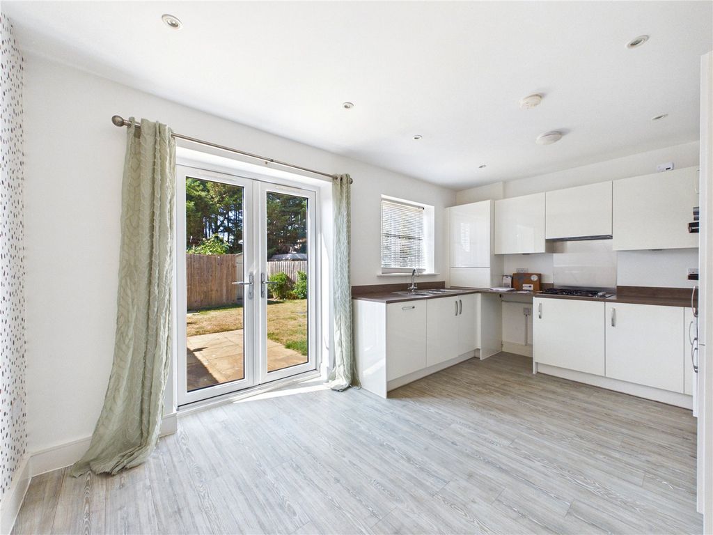 Property photo 3 of 10 Picture No. 03