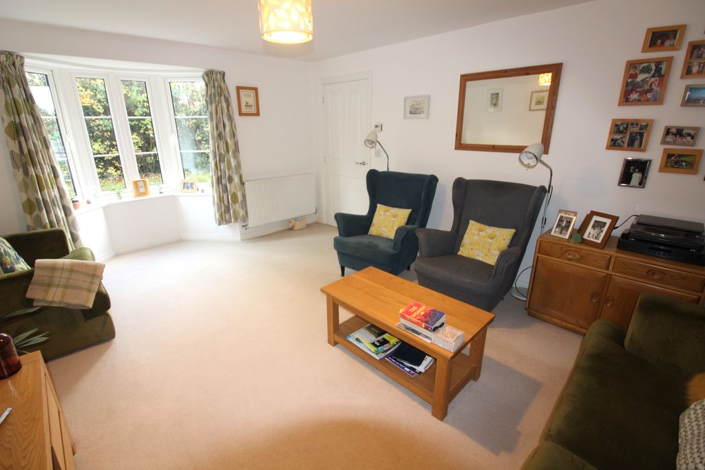 Property photo 2 of 23