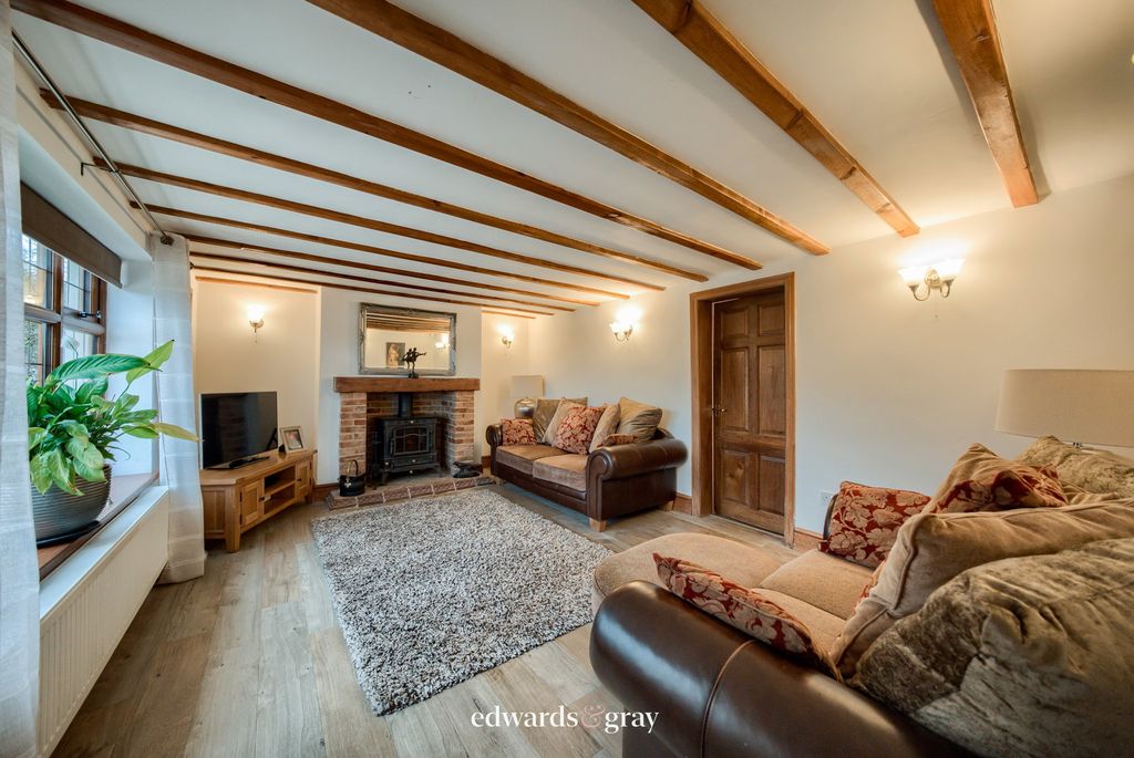 Property photo 3 of 41