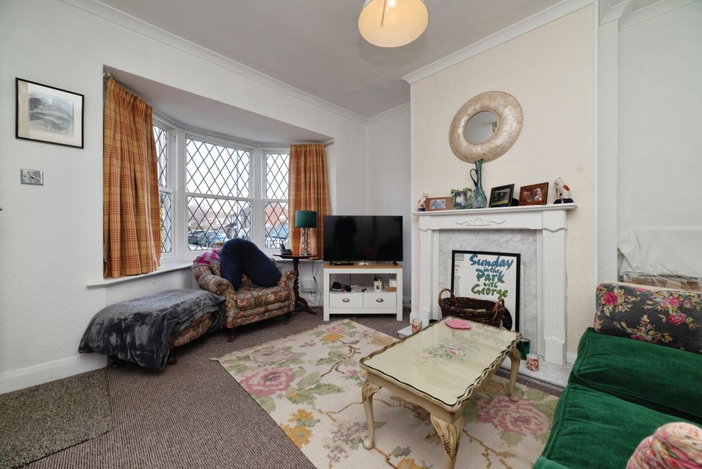 Property photo 2 of 15