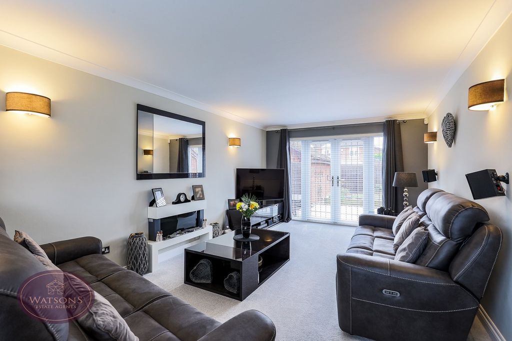 Property photo 3 of 41