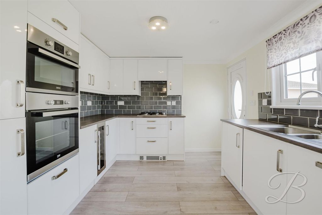 Property photo 2 of 19 Ccltd-4.Jpg