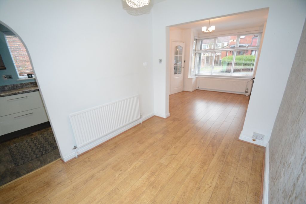 Property photo 3 of 13 Dining Room