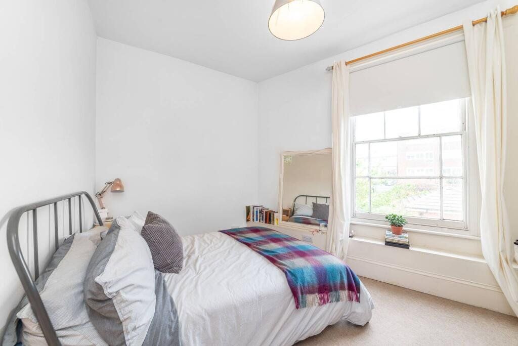 Property photo 3 of 8