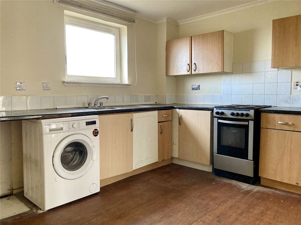 Property photo 3 of 8 Picture No. 08