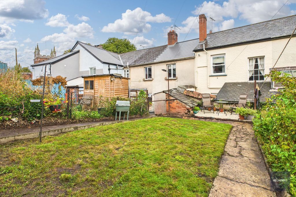 Property photo 1 of 16