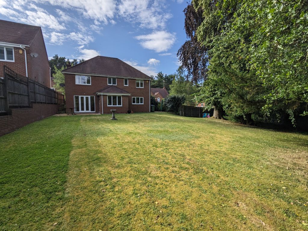 Property photo 1 of 20
